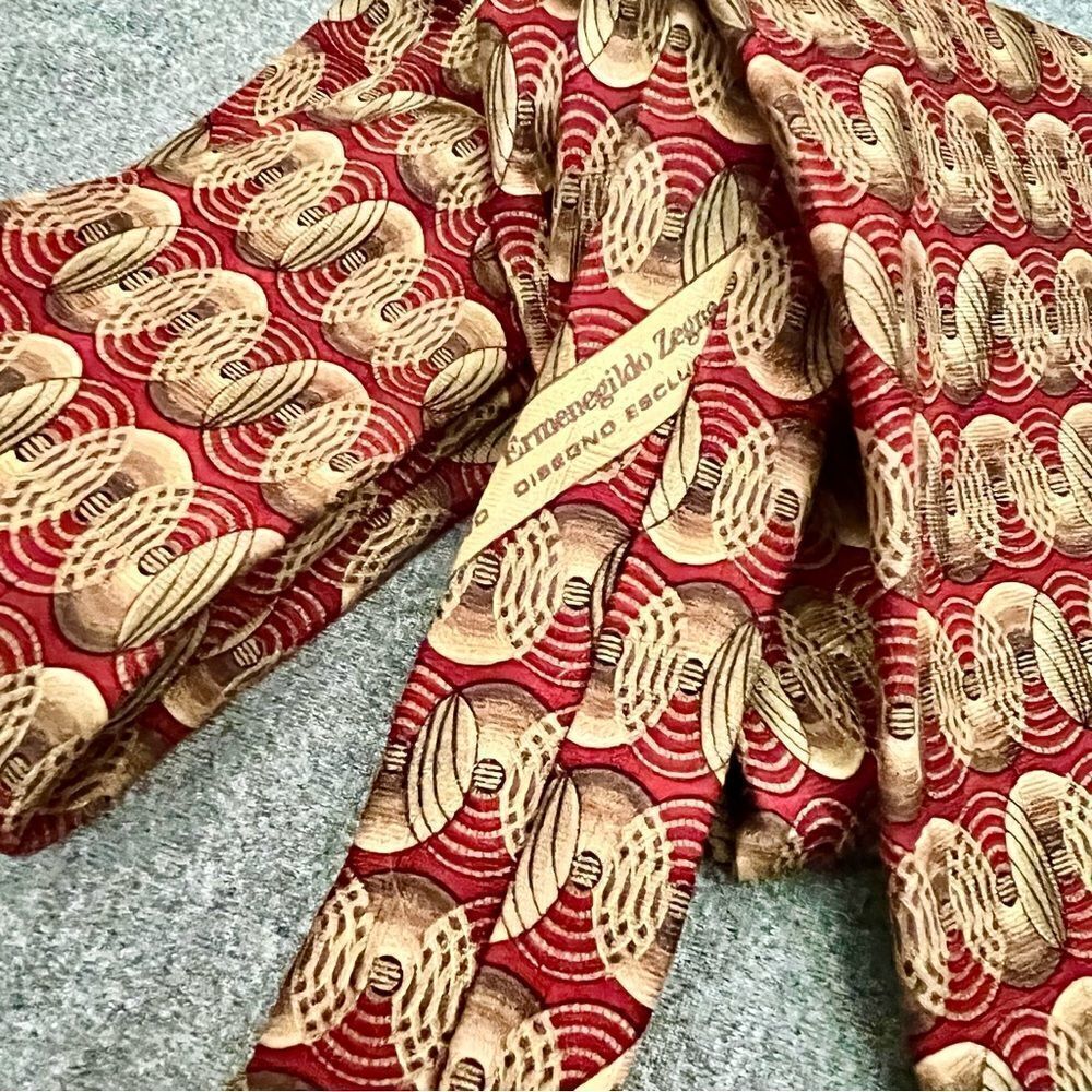 Ermenegildo Zegna Silk Designer Tie - Picture 6 of 7